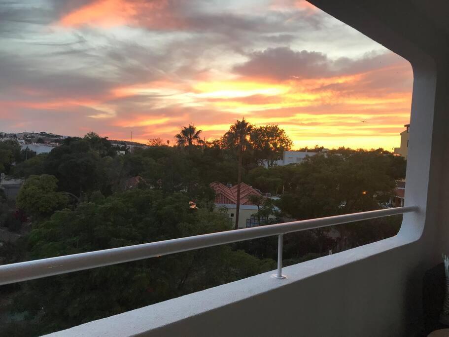 Happy Sunrise Apartamento